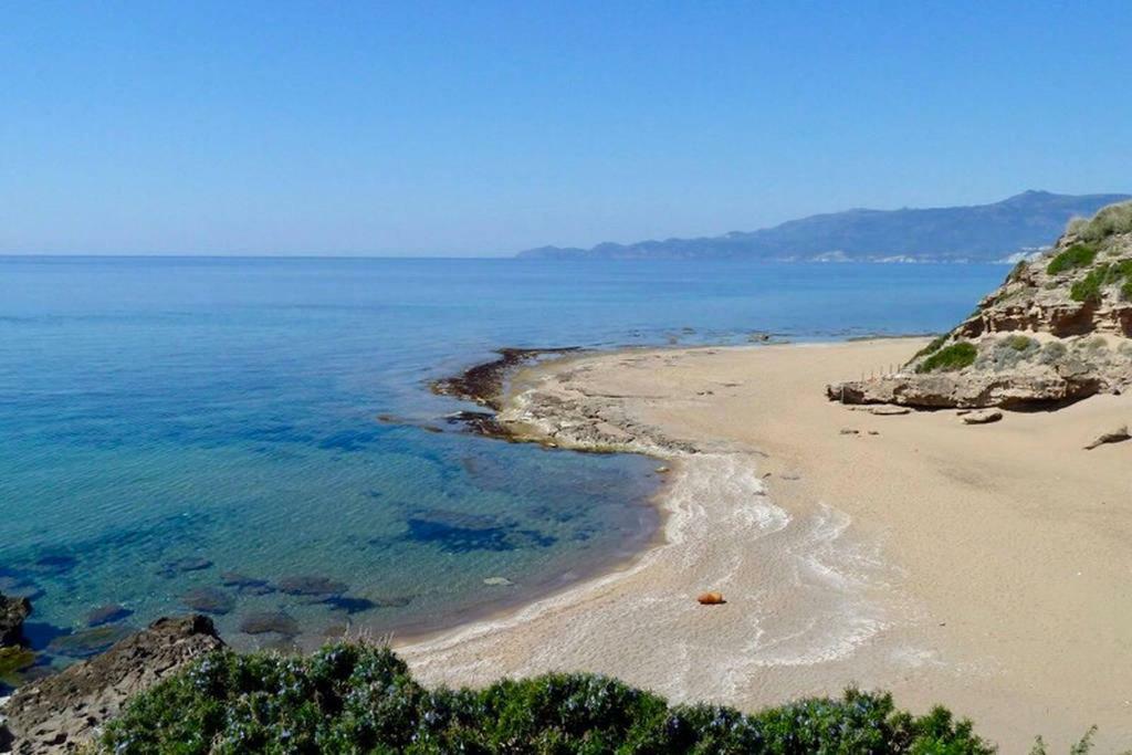 Casa Oleandri Appartement Tresnuraghes Buitenkant foto